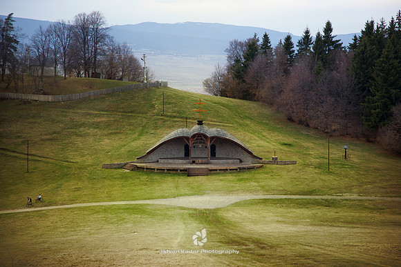 Three Hill Altar