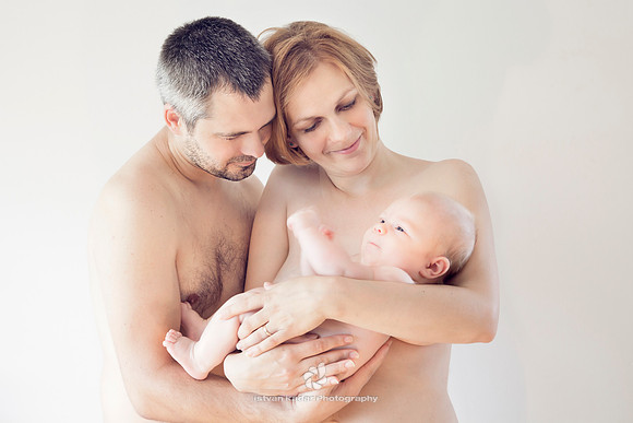 Baby, Bambino, Beauty, Cheerful, Child, Childhood, Family, Father, Female, Femininity, Happiness, "Human Face", Joy, Laughing, Lifestyle, "Little Boys", Love, Male, Men, Mother, Naked, Newborn, Parent
