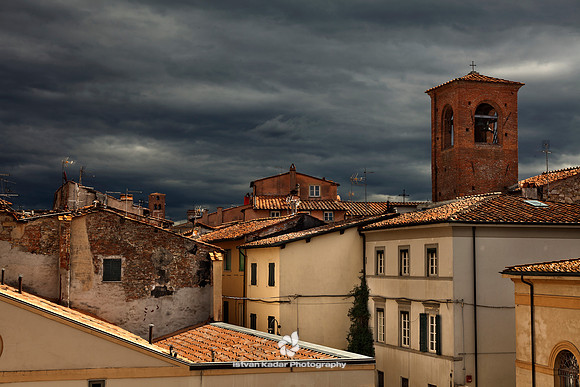 Antennas, Architecture, "Building Exterior", City, Clouds, "Colour Image", Crowded, Day, "Elevated View", Horizontal, "Italian Culture", Italy, Lucca, "No People", Old, Outdoors, Photography, Roof, "S