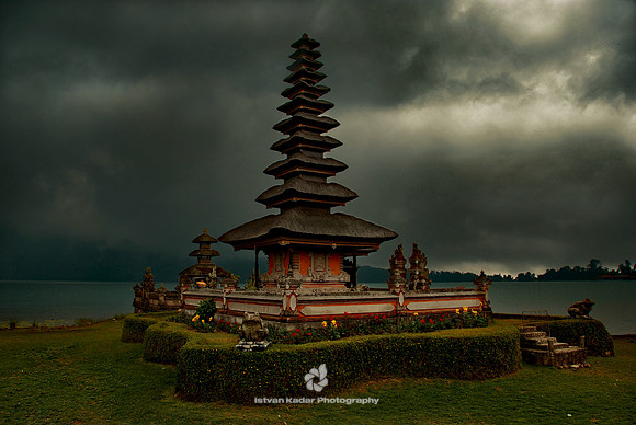 Ulun Danu Bratan Temple