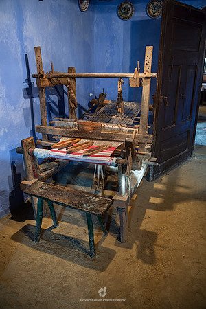 Traditional Homespun Weaving