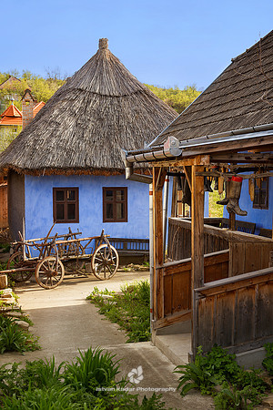 Táncház (Dance House)