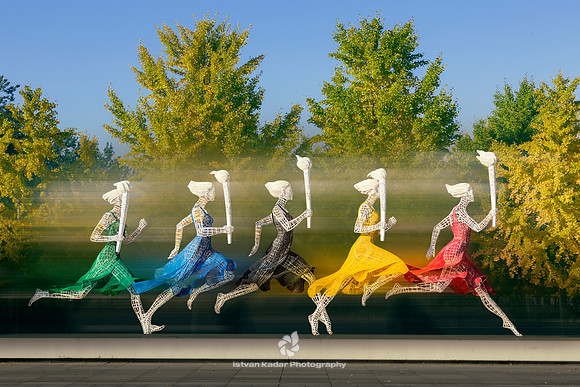 Running Wire Women
