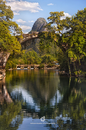 Fuli Bridge (Fool Moon Bridge)