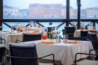 Table for Two in Venice