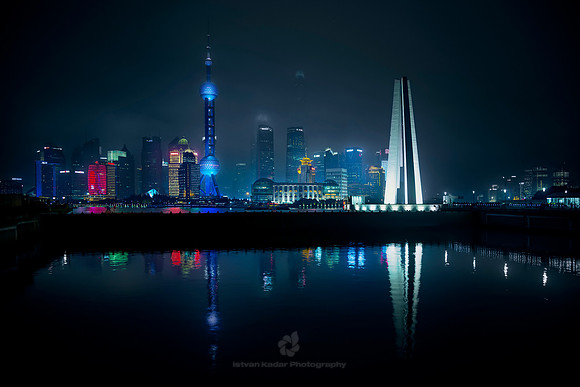 Pearl Tower in Blue