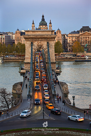 Traffic on Széchenyi Chain Bridge, Budapest