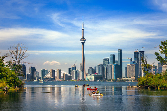 Boating in Lake Ontario - 2016