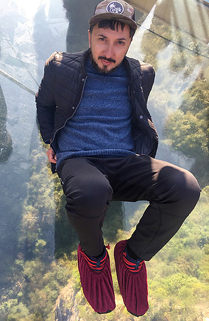 November 12, 2016 – Zhangjiajie Grand Canyon Glass Bridge, China