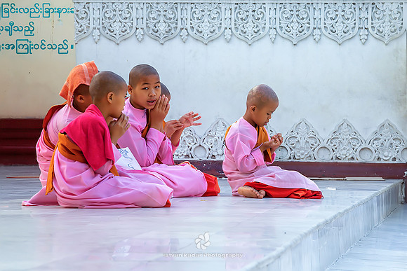 Thilashin Girls, Myanmar