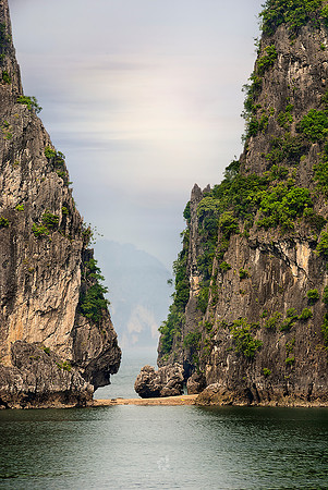 Rocks in Ha Long Bay