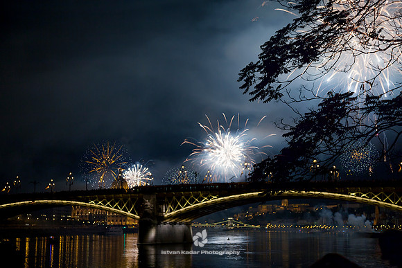 Anniversary, "August 20", Beauty, Black, Bridge, Budapest, Celebration, Dark, Decorating, Europe, Event, Exploding, Fire, Fireworks, Glowing, Holiday, Light, Night, Party, Pyrotechnics, Sky, Smoke, Sp